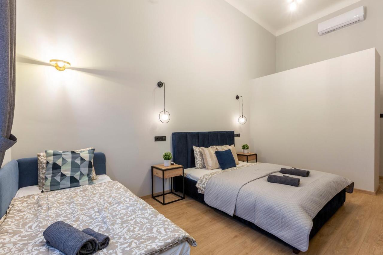 Exclusive New York Residence In The Heart Of Budapeszt Zewnętrze zdjęcie